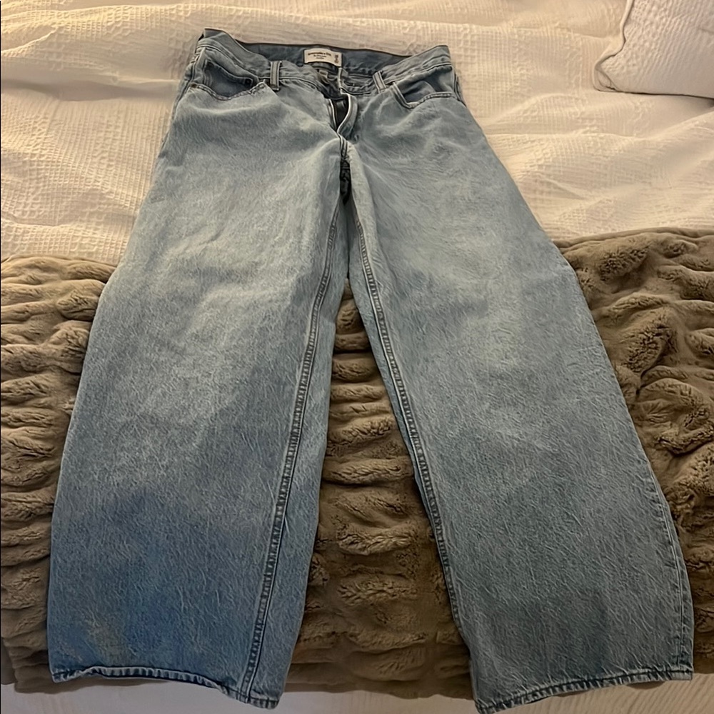 Light Blue Wide-Leg Jeans